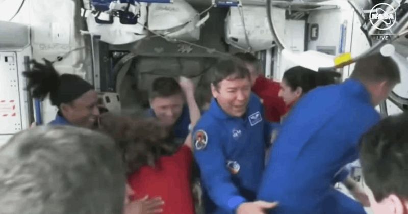 US crew's wholesome reaction to Russian astronaut at the ISS shows space exploration knows no boundaries - Vimarsana News