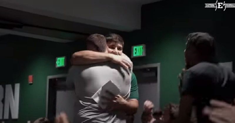 College football player gave his scholarship to a teammate who donated plasma to study in college