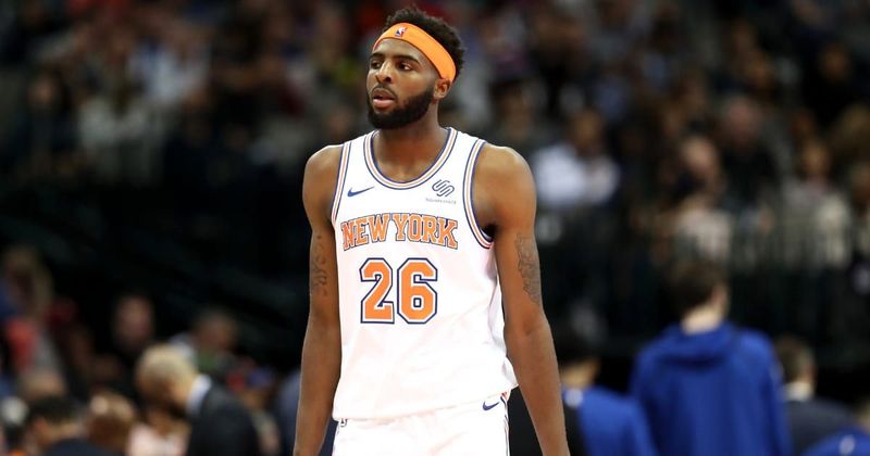 NBA player invites former high school coach to be his roommate for a heartwarming reason - Vimarsana News