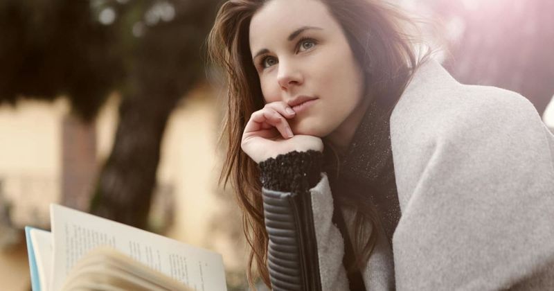 Do you hear voices in your head while reading a book? You are not alone then, says study - Vimarsana News